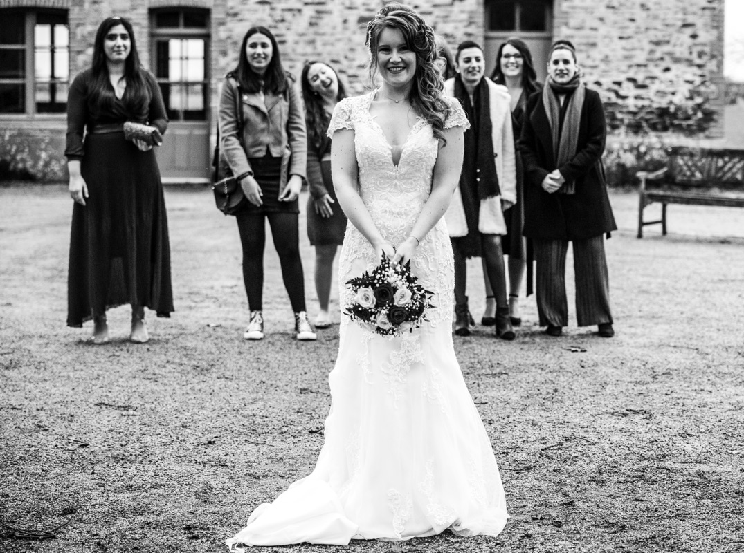 Photo Lancé de bouquet mariage Nantes Loire Atlanique