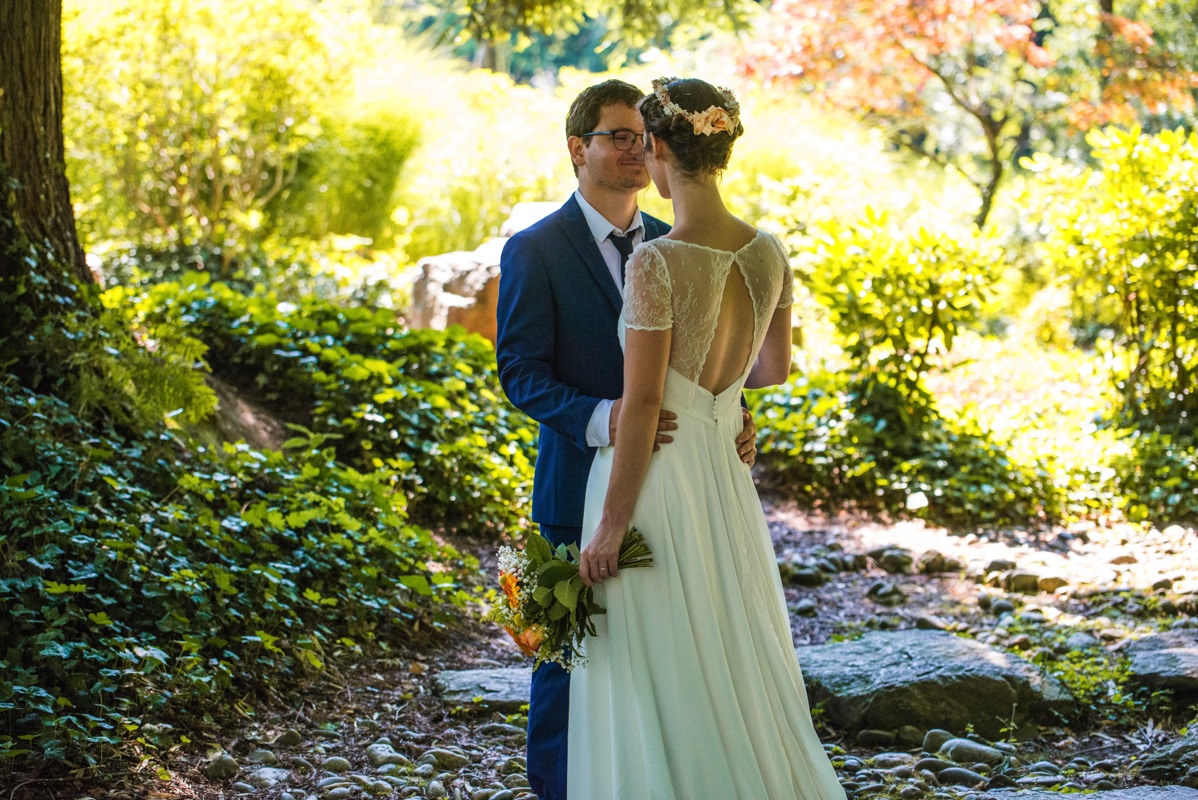 Photographe couple mariage à Nantes Jardin Japonais