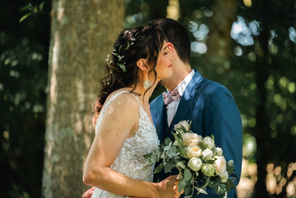 Photo de couple mariage Nantes ou Grandchamp-des-Fontaines
